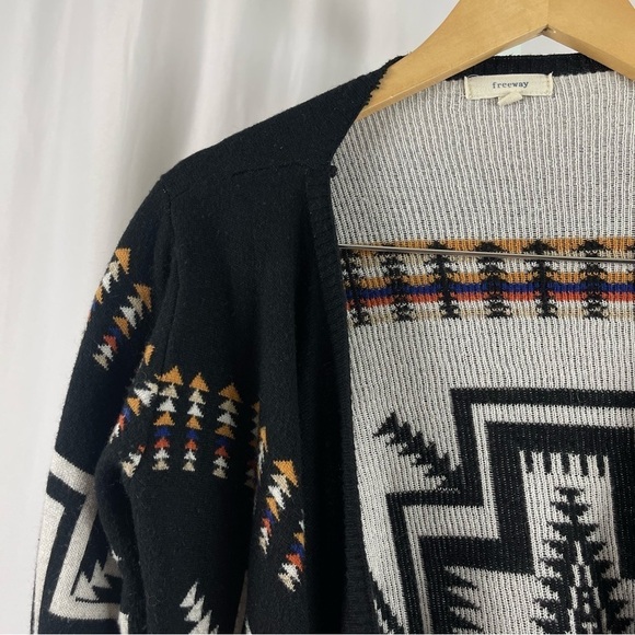 Freeway Small Wool Blend Tribal Hi-Low Knit Waterfall Cardigan Sweater Buttery - Picture 7 of 7
